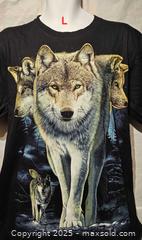 MaxSold Auction: T shirt ( L ) - Toronto (Ontario, Canada) SELLER MANAGED Commercial Liquidation Online Auction - Revlis Crescent