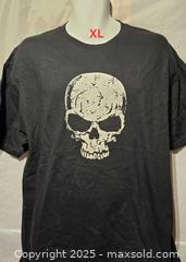 MaxSold Auction: T shirt ( L ) - Toronto (Ontario, Canada) SELLER MANAGED Commercial Liquidation Online Auction - Revlis Crescent