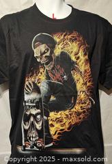 MaxSold Auction: T shirt ( L ) - Toronto (Ontario, Canada) SELLER MANAGED Commercial Liquidation Online Auction - Revlis Crescent