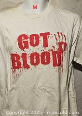 MaxSold Auction: T shirt (M) - Toronto (Ontario, Canada) SELLER MANAGED Commercial Liquidation Online Auction - Revlis Crescent