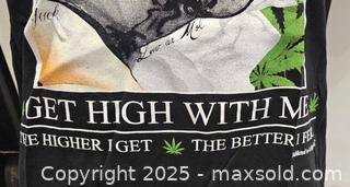 MaxSold Auction: T shirt (s) - Toronto (Ontario, Canada) SELLER MANAGED Commercial Liquidation Online Auction - Revlis Crescent