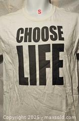 MaxSold Auction: T shirt ( s ) - Toronto (Ontario, Canada) SELLER MANAGED Commercial Liquidation Online Auction - Revlis Crescent