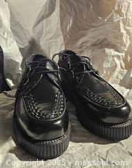 MaxSold Auction: Tuk shoes  - Toronto (Ontario, Canada) SELLER MANAGED Commercial Liquidation Online Auction - Revlis Crescent