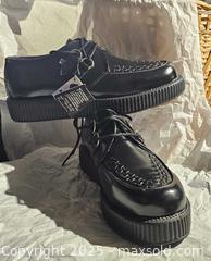 MaxSold Auction: Tuk shoes  - Toronto (Ontario, Canada) SELLER MANAGED Commercial Liquidation Online Auction - Revlis Crescent