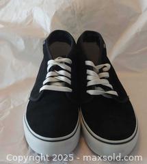 MaxSold Auction: Vans chukka Boot  - Toronto (Ontario, Canada) SELLER MANAGED Commercial Liquidation Online Auction - Revlis Crescent