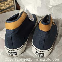 MaxSold Auction: Vans chukka Boot  - Toronto (Ontario, Canada) SELLER MANAGED Commercial Liquidation Online Auction - Revlis Crescent