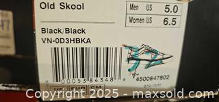 MaxSold Auction: Vans old Skool  - Toronto (Ontario, Canada) SELLER MANAGED Commercial Liquidation Online Auction - Revlis Crescent