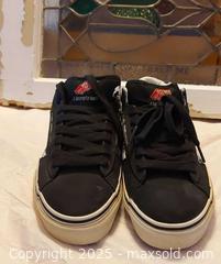 MaxSold Auction: Vans shoes  - Toronto (Ontario, Canada) SELLER MANAGED Commercial Liquidation Online Auction - Revlis Crescent