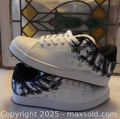 MaxSold Auction: Vans shoes  - Toronto (Ontario, Canada) SELLER MANAGED Commercial Liquidation Online Auction - Revlis Crescent