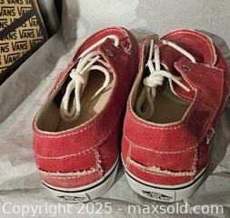 MaxSold Auction: Vans shoes  - Toronto (Ontario, Canada) SELLER MANAGED Commercial Liquidation Online Auction - Revlis Crescent