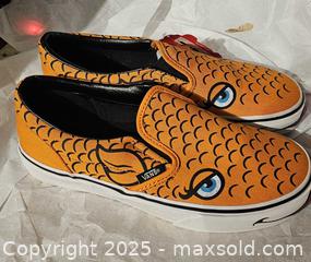 MaxSold Auction: Vans shoes (kids) - Toronto (Ontario, Canada) SELLER MANAGED Commercial Liquidation Online Auction - Revlis Crescent