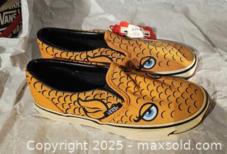 MaxSold Auction: Vans shoes (kids) - Toronto (Ontario, Canada) SELLER MANAGED Commercial Liquidation Online Auction - Revlis Crescent