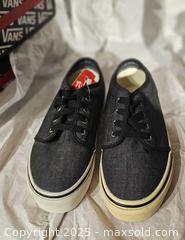 MaxSold Auction: Vans shoes (kids) - Toronto (Ontario, Canada) SELLER MANAGED Commercial Liquidation Online Auction - Revlis Crescent