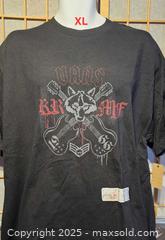 MaxSold Auction: Vans t shirt XL  - Toronto (Ontario, Canada) SELLER MANAGED Commercial Liquidation Online Auction - Revlis Crescent