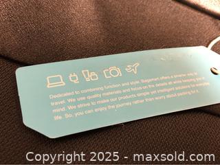 MaxSold Auction: BagSmart Laptop Messenger Bag - Hamilton (Ontario, Canada) SELLER MANAGED Downsizing Online Auction - Moffat Road