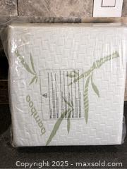MaxSold Auction: Bamboo Mattress Protector King Size - Hamilton (Ontario, Canada) SELLER MANAGED Downsizing Online Auction - Moffat Road
