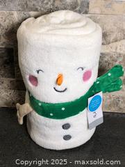 MaxSold Auction: Carter’s Snowman Baby Blanket - Hamilton (Ontario, Canada) SELLER MANAGED Downsizing Online Auction - Moffat Road