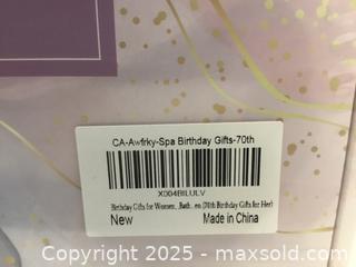 MaxSold Auction: Happy Birthday To You Spa Gift Set - Hamilton (Ontario, Canada) SELLER MANAGED Downsizing Online Auction - Moffat Road