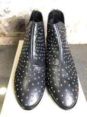 MaxSold Auction: Kenneth Cole Women’s Shoes 9 - Hamilton (Ontario, Canada) SELLER MANAGED Downsizing Online Auction - Moffat Road