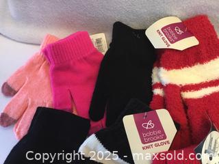 MaxSold Auction: Lot/10 Prs of Assorted Children’s Mitts - Hamilton (Ontario, Canada) SELLER MANAGED Downsizing Online Auction - Moffat Road