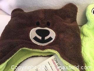 MaxSold Auction: Lot/2 Children’s Fun Reversible Hats - Hamilton (Ontario, Canada) SELLER MANAGED Downsizing Online Auction - Moffat Road