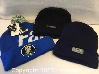MaxSold Auction: Lot/3 Assorted Adult Winter Hats - Hamilton (Ontario, Canada) SELLER MANAGED Downsizing Online Auction - Moffat Road