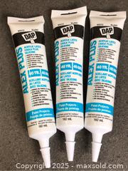 MaxSold Auction: Lot/3 DAP Acrylic Latex Caulk White - Hamilton (Ontario, Canada) SELLER MANAGED Downsizing Online Auction - Moffat Road