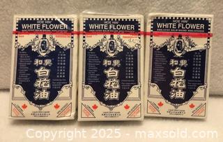 MaxSold Auction: Lot/3 HoeHin White Flower Analgesic Balm - Hamilton (Ontario, Canada) SELLER MANAGED Downsizing Online Auction - Moffat Road