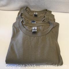 MaxSold Auction: Lot/4 Gildan Ultra Cotton T-Shirts - Hamilton (Ontario, Canada) SELLER MANAGED Downsizing Online Auction - Moffat Road