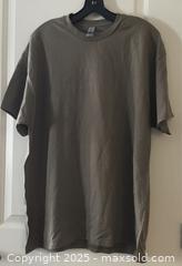 MaxSold Auction: Lot/4 Gildan Ultra Cotton T-Shirts - Hamilton (Ontario, Canada) SELLER MANAGED Downsizing Online Auction - Moffat Road