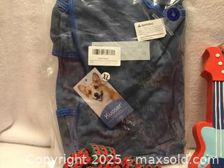 MaxSold Auction: Lot Of Assorted Dog Items - Hamilton (Ontario, Canada) SELLER MANAGED Downsizing Online Auction - Moffat Road