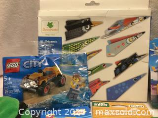 MaxSold Auction: Lot Of Assorted Kids Fun Stuff - Hamilton (Ontario, Canada) SELLER MANAGED Downsizing Online Auction - Moffat Road