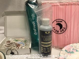 MaxSold Auction: Lot Of Assorted Kitchen Supplies - Hamilton (Ontario, Canada) SELLER MANAGED Downsizing Online Auction - Moffat Road