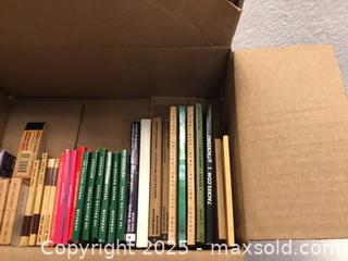 MaxSold Auction: Lot Of Assorted Size Papers - Hamilton (Ontario, Canada) SELLER MANAGED Downsizing Online Auction - Moffat Road