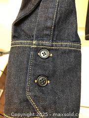 MaxSold Auction: Massimo Dutti Ladies Jean Shirt Medium - Hamilton (Ontario, Canada) SELLER MANAGED Downsizing Online Auction - Moffat Road