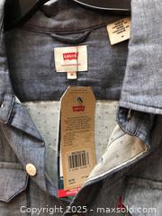 MaxSold Auction: Men’s Levi’s Jean Shirt Medium - Hamilton (Ontario, Canada) SELLER MANAGED Downsizing Online Auction - Moffat Road