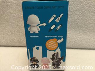 MaxSold Auction: Munnyworld Kidrobot Vinyl Art Toy - Hamilton (Ontario, Canada) SELLER MANAGED Downsizing Online Auction - Moffat Road