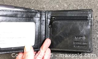 MaxSold Auction: Pelle Leather RFID Men’s Wallet - Hamilton (Ontario, Canada) SELLER MANAGED Downsizing Online Auction - Moffat Road
