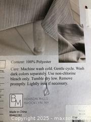 MaxSold Auction: Rectangle Tablecloth 60” x 84” - Hamilton (Ontario, Canada) SELLER MANAGED Downsizing Online Auction - Moffat Road