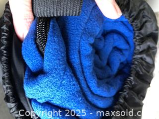 MaxSold Auction: RedCamp Fleece Lined Sleeping Bag Liner - Hamilton (Ontario, Canada) SELLER MANAGED Downsizing Online Auction - Moffat Road