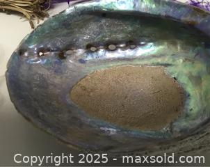 MaxSold Auction: Smudge Kit - Hamilton (Ontario, Canada) SELLER MANAGED Downsizing Online Auction - Moffat Road