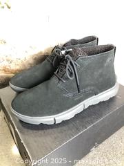 MaxSold Auction: Sorel Women’s Insulated Ankle Boots 10.5 - Hamilton (Ontario, Canada) SELLER MANAGED Downsizing Online Auction - Moffat Road