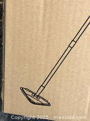 MaxSold Auction: Wall / Floor Cleaning Mop - Hamilton (Ontario, Canada) SELLER MANAGED Downsizing Online Auction - Moffat Road