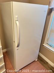 MaxSold Auction: Frigidaire FFU14M5HWG Free-Standing Upright Freezer - Waterloo (Ontario, Canada) SELLER MANAGED Estate Sale Online Auction -  New Hampshire Street