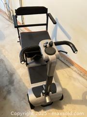 MaxSold Auction: Topmate ES40 Foldable 4-Wheel Mobility Travel Scooter - Waterloo (Ontario, Canada) SELLER MANAGED Estate Sale Online Auction -  New Hampshire Street
