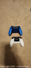 MaxSold Auction: Xbox Core Wireless Controllers  - Toronto (Ontario, Canada) SELLER MANAGED Downsizing Online Auction -  Pilkington Drive