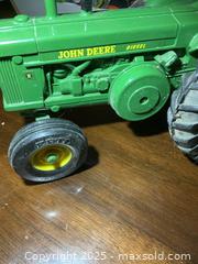 MaxSold Auction: ERTL Die Cast Tractor A - Greater Napanee (Ontario, Canada) PARTNER MANAGED Estate Sale Online Auction - Camden Road