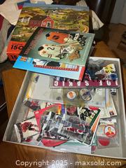 MaxSold Auction: Hockey Collectibles A - Greater Napanee (Ontario, Canada) PARTNER MANAGED Estate Sale Online Auction - Camden Road