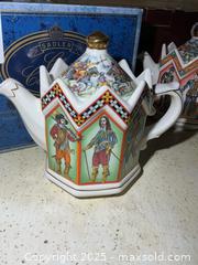 MaxSold Auction: Sadler Teapots A - Greater Napanee (Ontario, Canada) PARTNER MANAGED Estate Sale Online Auction - Camden Road