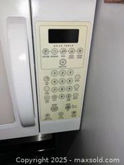 MaxSold Auction: Whirlpool OTR Microwave B - Greater Napanee (Ontario, Canada) PARTNER MANAGED Estate Sale Online Auction - Camden Road